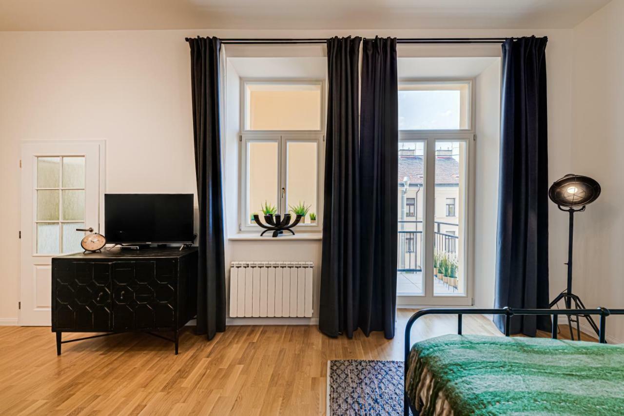 My Prague Apartments Stepanska Εξωτερικό φωτογραφία